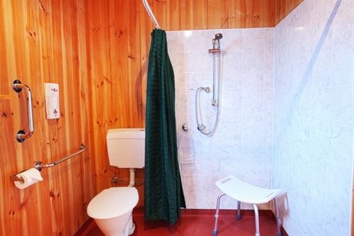 Hotel Strahan Beach Tourist Park Tasmania