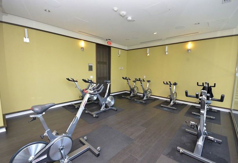 Hotel Delsuites 300 Front Street West | Toronto | Ontario | Canada 4