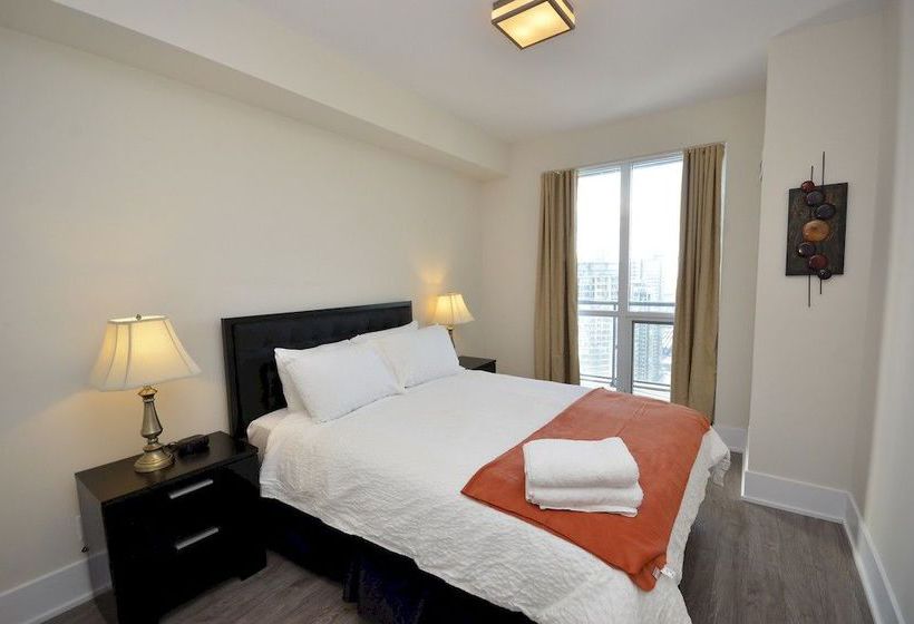Hotel Delsuites 300 Front Street West | Toronto | Ontario | Canada 6