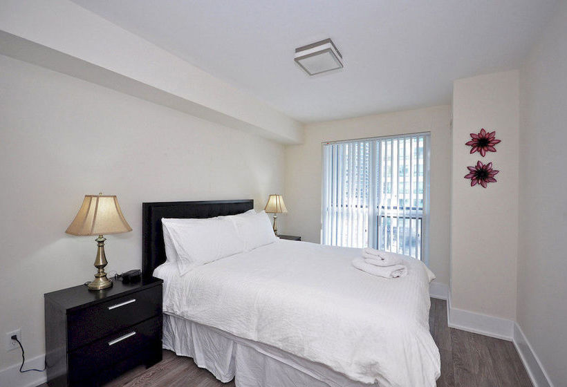 Hotel Delsuites 300 Front Street West | Toronto | Ontario | Canada 7