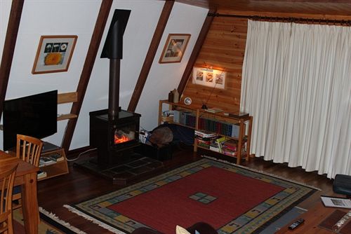 Green Leaves Cabin | Denmark | Western Australia | Australia 11