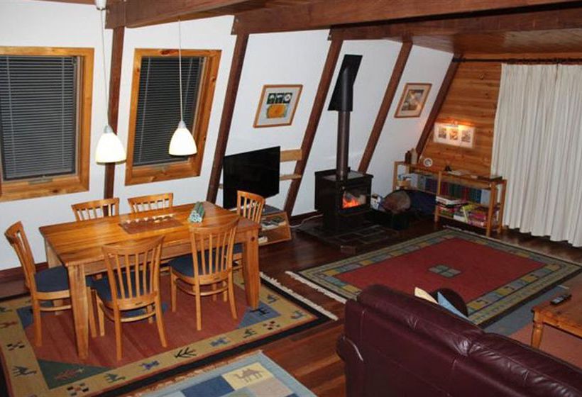 Green Leaves Cabin | Denmark | Western Australia | Australia 2