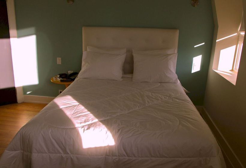 Hotel Royal Oak Inn | Toronto | Ontario | Canada 10