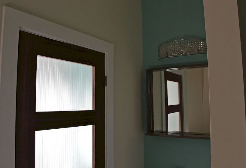 Hotel Royal Oak Inn | Toronto | Ontario | Canada 14