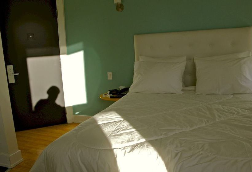 Hotel Royal Oak Inn | Toronto | Ontario | Canada 8