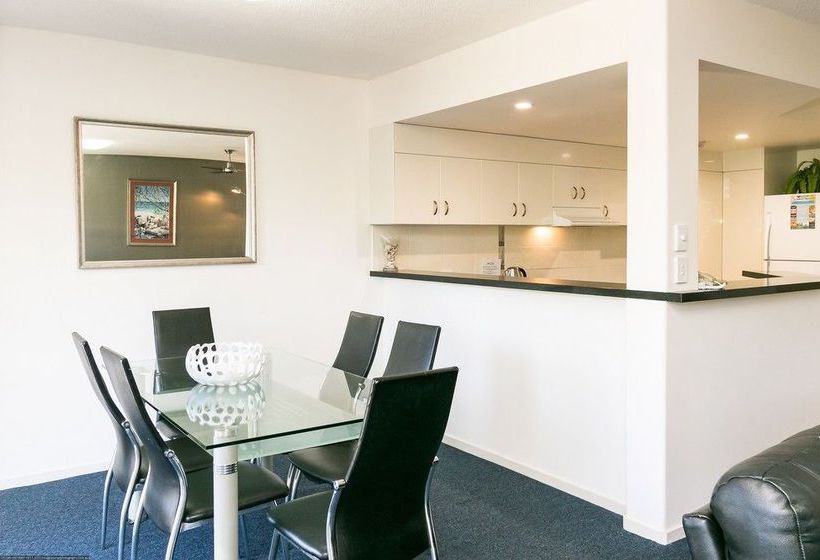 White Crest Luxury Apartments | Torquay | Queensland | Australia 11