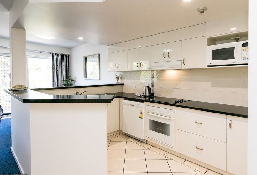 White Crest Luxury Apartments | Torquay | Queensland | Australia 13