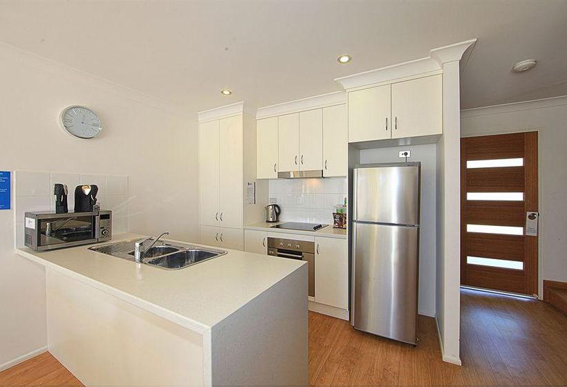 Alexandra Apartments | Bundaberg | Queensland | Australia 3