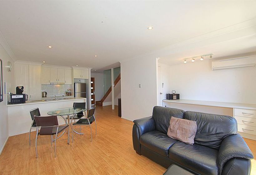 Alexandra Apartments | Bundaberg | Queensland | Australia 5