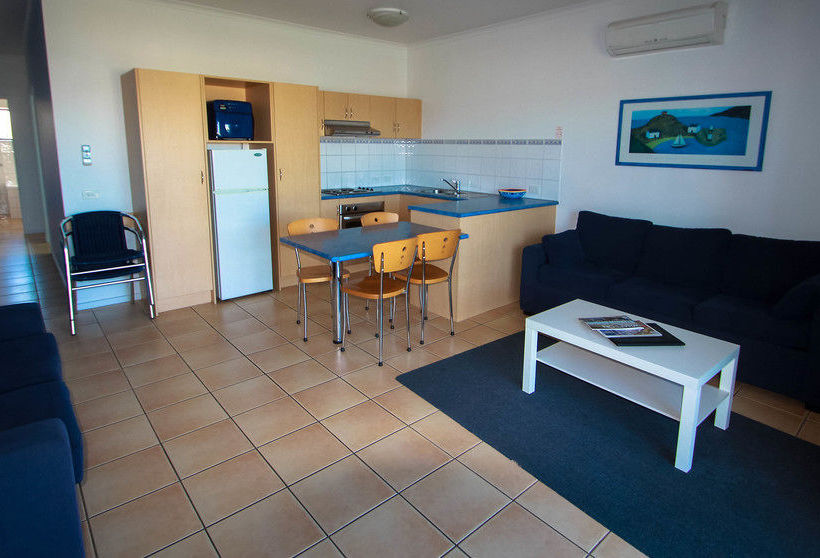 Seaview Motel And Apartments | Apollo Bay | Victoria | Australia 15