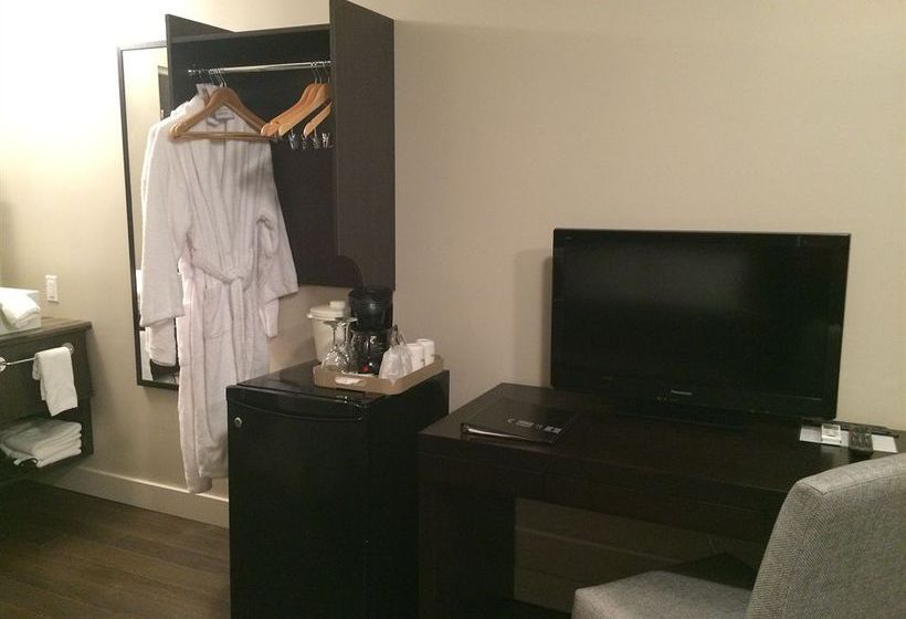 Hotel De La Borealie | St Felicien | Quebec | Canada 20