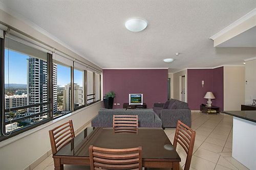 South Pacific Plaza | Broadbeach | Queensland | Australia 12