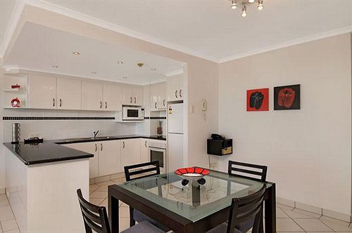 South Pacific Plaza | Broadbeach | Queensland | Australia 19