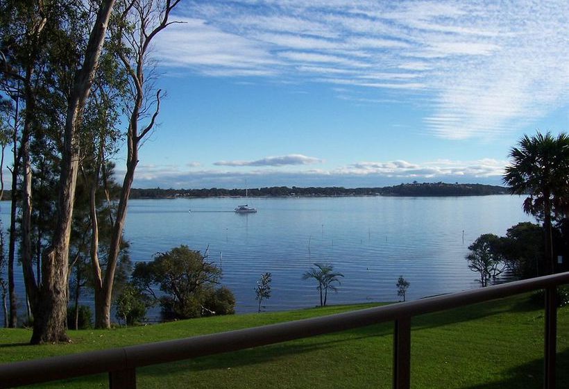 Anne's Waterfront Haven Bed & Breakfast | Corlette | New South Wales | Australia 1
