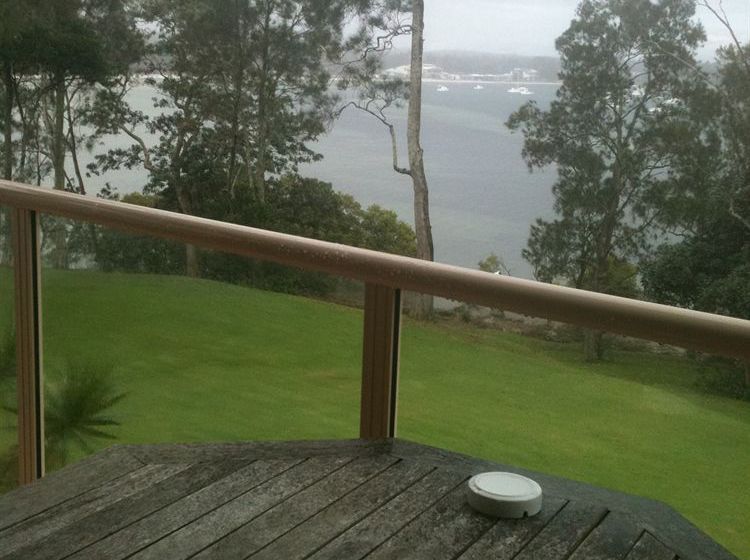 Anne's Waterfront Haven Bed & Breakfast | Corlette | New South Wales | Australia 3