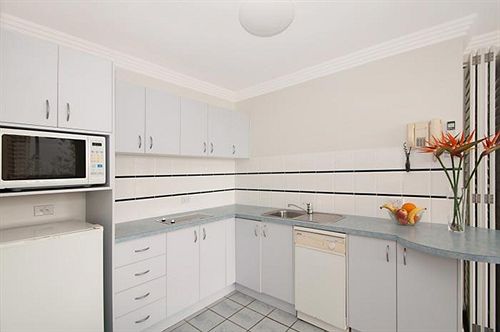 Santa Anne By The Sea | Broadbeach | Queensland | Australia 15