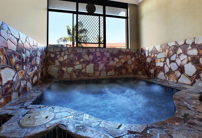 Southern Cross Apartments | Burleigh Heads | Queensland | Australia 1