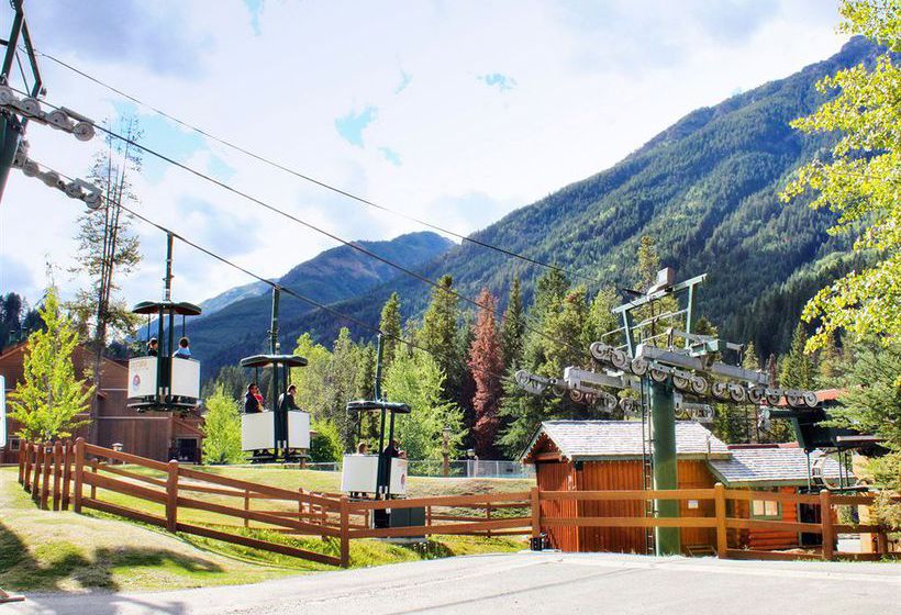 Hotel Panorama Vacation Retreat At Horsethief Lodge | Panorama | British Columbia | Canada 6