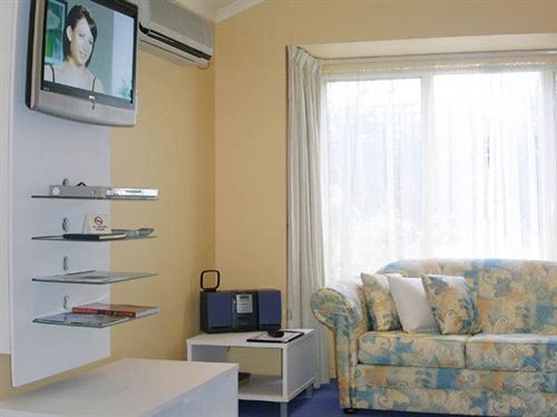 Cottages For Two | Cowes | Victoria | Australia 12