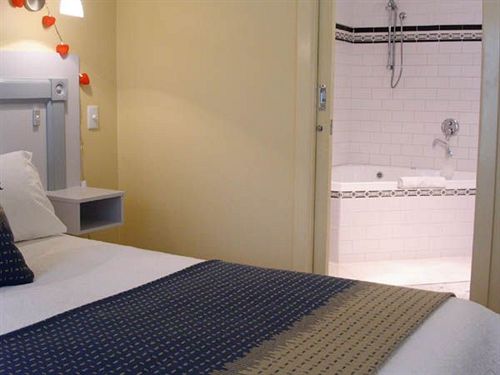 Cottages For Two | Cowes | Victoria | Australia 17