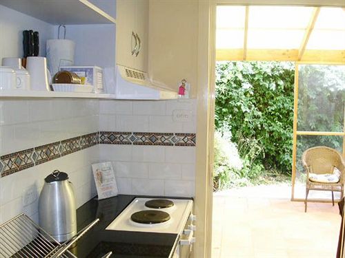 Cottages For Two | Cowes | Victoria | Australia 18