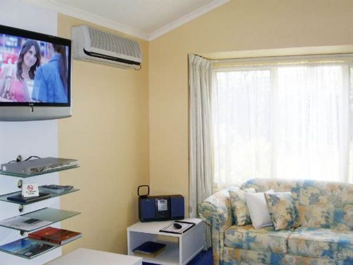 Cottages For Two | Cowes | Victoria | Australia 3