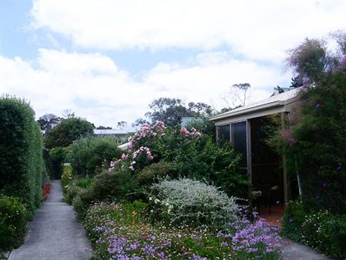 Cottages For Two | Cowes | Victoria | Australia 6