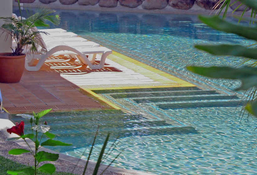 Grande Florida Beachside Resort | Nobby's Beach  | Queensland | Australia 18