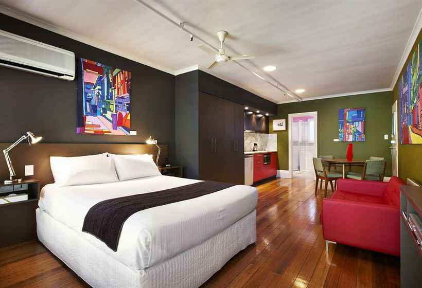 Hotel Tolarno | Saint Kilda | Victoria | Australia 3