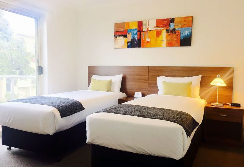 St. Kilda Junction Accommodation | Saint Kilda | Victoria | Australia 7