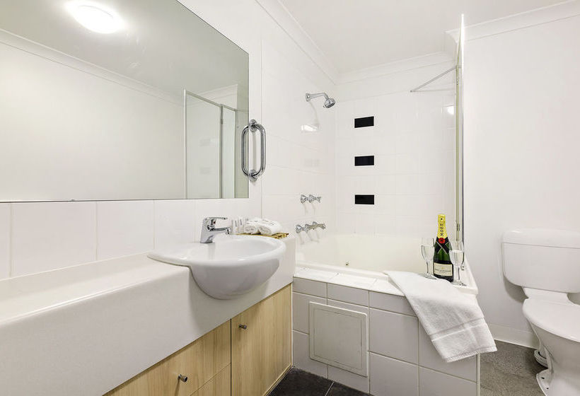 St. Kilda Junction Accommodation | Saint Kilda | Victoria | Australia 9