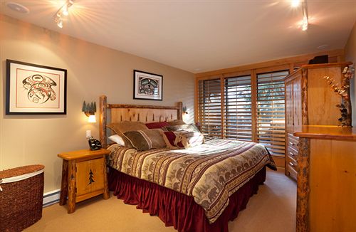 Hotel Whistler Blackcomb VR Hearthstone Lodge | Whistler | British Columbia | Canada 13