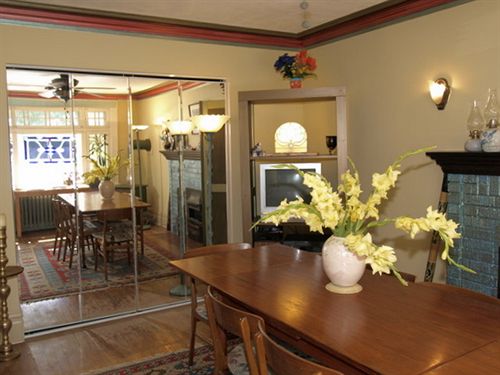 Downtown Bed & Breakfast & Spa | Ottawa | Ontario | Canada 7