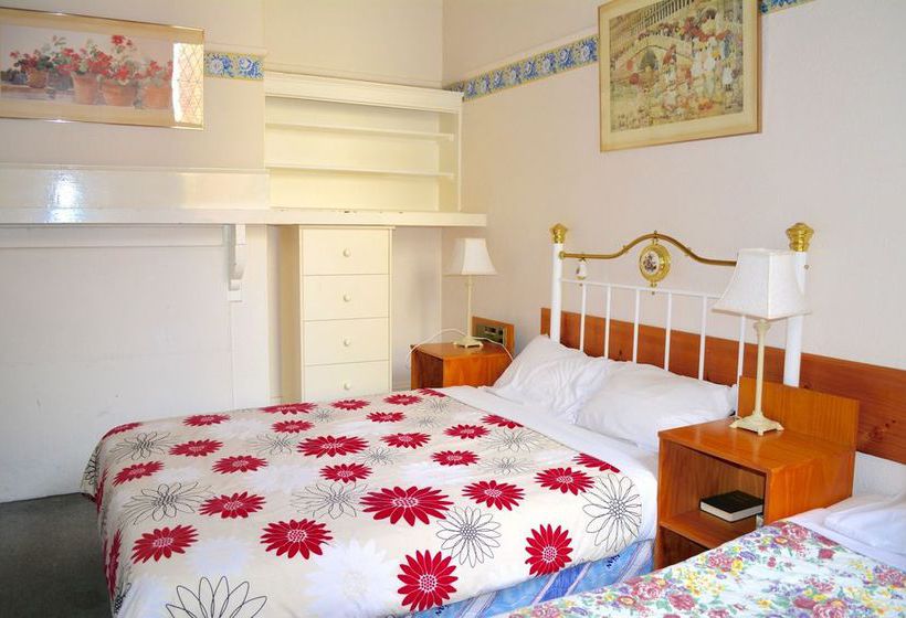 Georgian Court Bed & Breakfast | East Melbourne | Victoria | Australia 11