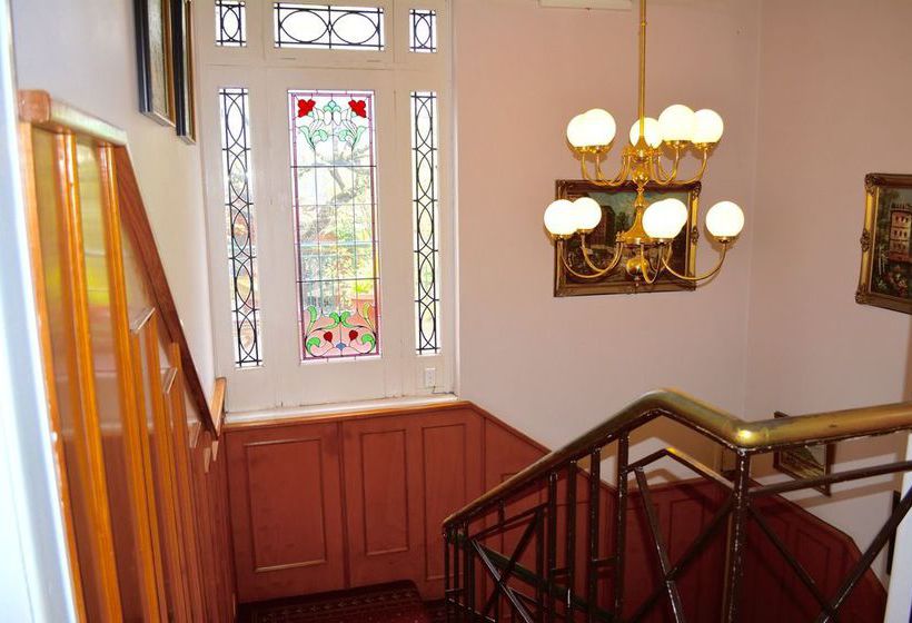 Georgian Court Bed & Breakfast | East Melbourne | Victoria | Australia 16