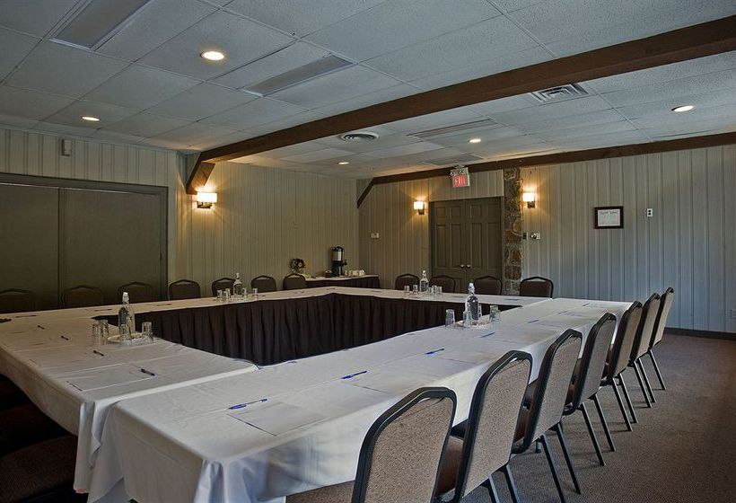 Hotel Mohawk Inn And Conference Centre | Milton | Ontario | Canada 11