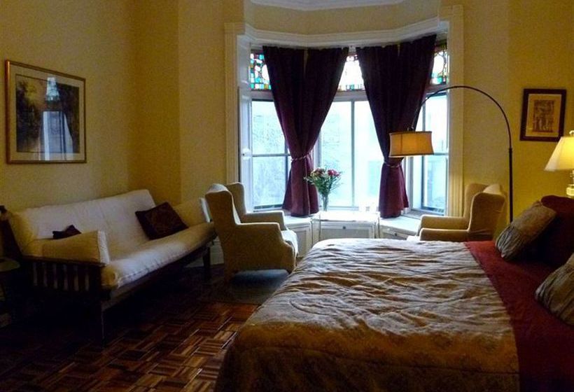 Bed and Breakfast Gingerbread Manor