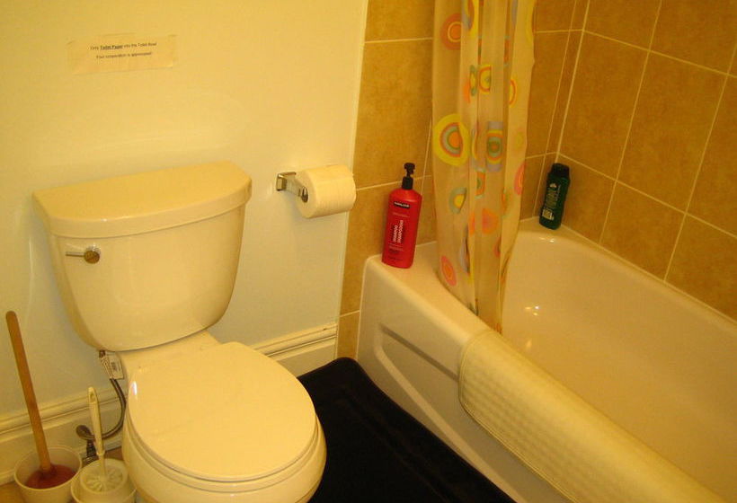 Clinton and Bloor Bed & Breakfast | Toronto | Ontario | Canada 18