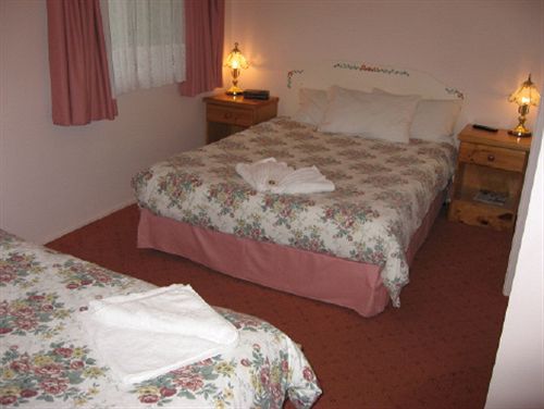 Pension Chalet Swisse Spa | Batemans Bay | New South Wales | Australia 15