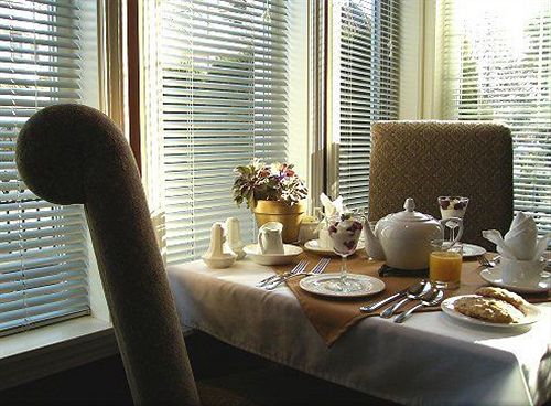 Beacon Inn At Sidney B&b | Sidney | British Columbia | Canada 19