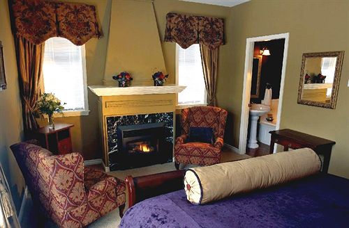 Beacon Inn At Sidney B&b | Sidney | British Columbia | Canada 20