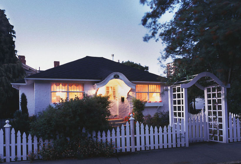 Humboldt House B&b | Victoria | British Columbia | Canada 11