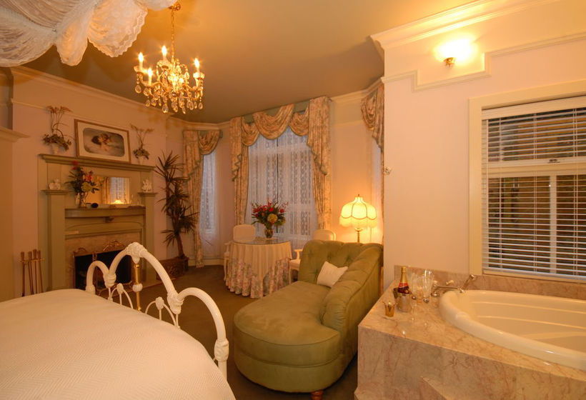 Humboldt House B&b | Victoria | British Columbia | Canada 9