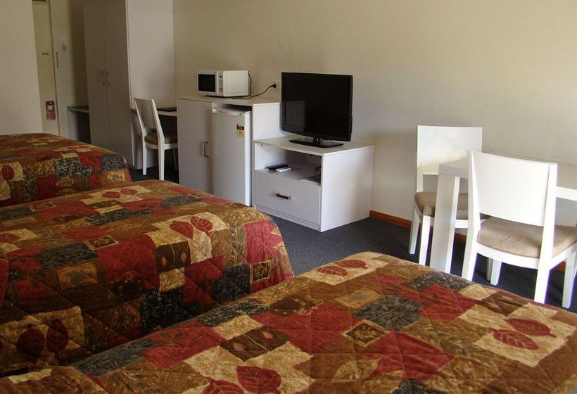 Motel Dunsborough Inn Backpackers | Dunsborough | Western Australia | Australia 1