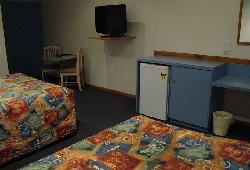 Motel Dunsborough Inn Backpackers | Dunsborough | Western Australia | Australia 7