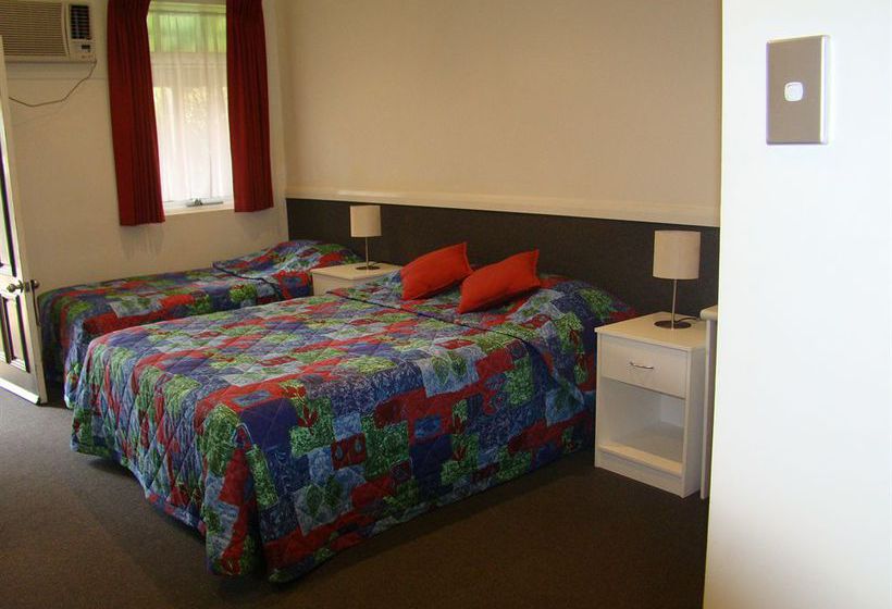Motel Dunsborough Inn Backpackers | Dunsborough | Western Australia | Australia 8