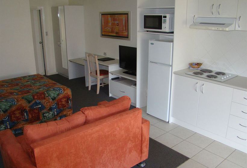 Motel Dunsborough Inn Backpackers | Dunsborough | Western Australia | Australia 9