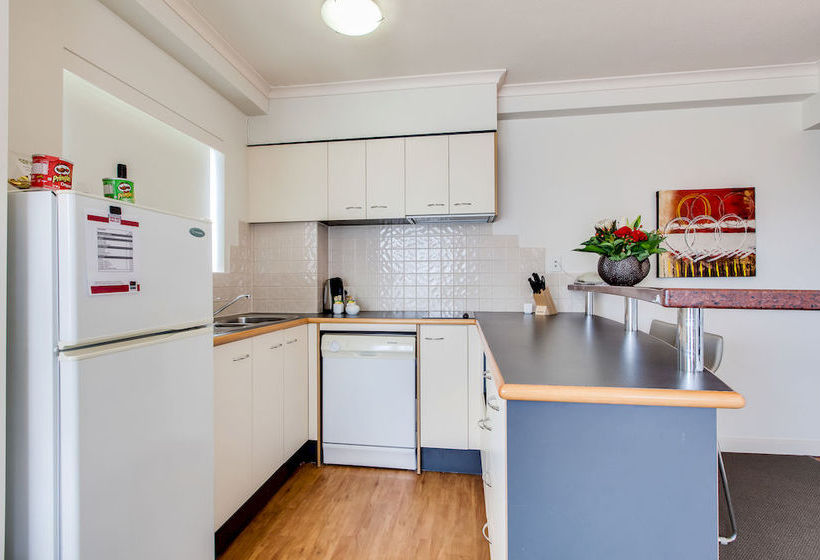 Central Cosmo Apartments | Milton | Queensland | Australia 14