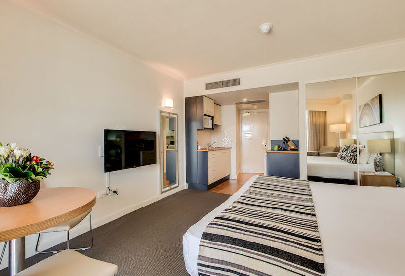 Central Cosmo Apartments | Milton | Queensland | Australia 17
