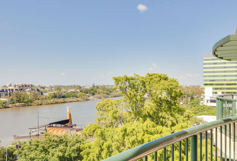 Central Cosmo Apartments | Milton | Queensland | Australia 4